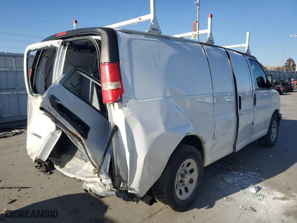 2012 Chevrolet Express Cargo Van with VIN 1GCSGAFX0C1101889, listed as a Copart auction lot 43868765 with 220,614 mi miles and Salvage Title. Bid and sale history available at carsss.com. Image 3.