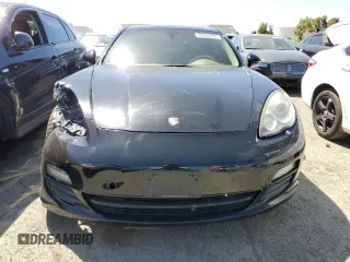 2010 Porsche Panamera S with VIN WP0AB2A78AL064146, listed as a Copart auction lot 52550264 with 120,199 mi miles and Salvage title. Bid and sale history available at DreamBid. Image 5.