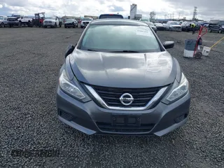 2017 Nissan Altima SR z VIN 1N4AL3AP0HN313305, wystawiony jako IAAI lot #41807901 z przebiegiem 109 558 mil mil oraz . Historia ofert i sprzedaży dostępna na DreamBid. Obrazek 12.