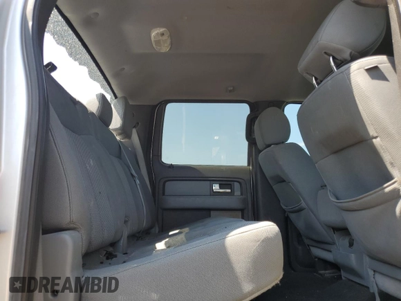 2013 Ford F-150 XL z VIN 1FTFW1EF0DFC83577, wystawiony jako Copart lot #63671525 z przebiegiem 322 139 mil mil oraz Czysty tytuł • Clean title. Historia ofert i sprzedaży dostępna na DreamBid. Obrazek 10.