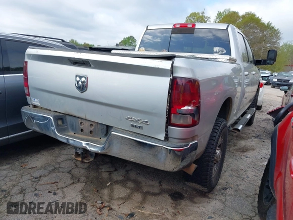 2016 Ram 2500 SLT with VIN 3C6UR5DL9GG210991, listed as a IAAI auction lot 41832164 with 215,098 mi miles. Bid and sale history available at carsss.com. Image 4.