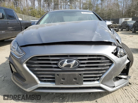 2019 Hyundai Sonata SE with VIN 5NPE24AF9KH774764, listed as a Copart auction lot 47112355 with 82,830 mi miles and Salvage Title. Bid and sale history available at DreamBid. Image 5.