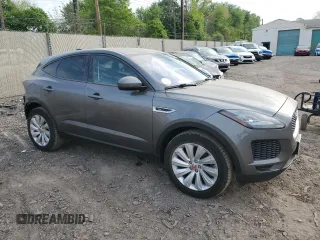 2020 Jaguar E-Pace SE z VIN SADFP2FX5L1Z75893, wystawiony jako Copart lot #54839255 z przebiegiem 50 897 mil mil oraz Szkody całkowita. Historia ofert i sprzedaży dostępna na DreamBid. Obrazek 4.