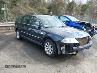 2004 Volkswagen Passat GLS z VIN WVWVD63B84E306348, wystawiony jako IAAI lot #41742484 z przebiegiem 241 677 mil mil oraz . Historia ofert i sprzedaży dostępna na DreamBid. Obrazek 1.