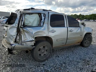 2010 Chevrolet Tahoe LT z VIN 1GNUCBE05AR189634, wystawiony jako Copart lot #56297945 z przebiegiem 292 816 mil mil oraz Szkoda całkowita • Salvage title. Historia ofert i sprzedaży dostępna na DreamBid. Obrazek 3.