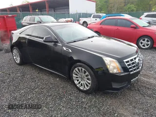 2013 Cadillac CTS z VIN 1G6DC1E38D0133907, wystawiony jako IAAI lot #42176391 z przebiegiem 122 643 mil mil oraz . Historia ofert i sprzedaży dostępna na DreamBid. Obrazek 1.