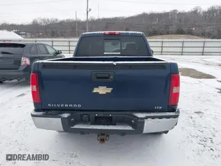 2007 Chevrolet Silverado 1500 LTZ with VIN 2GCEK13M771535698, listed as a IAAI auction lot 41295982 with 216,232 mi miles. Bid and sale history available at carsss.com. Image 16.