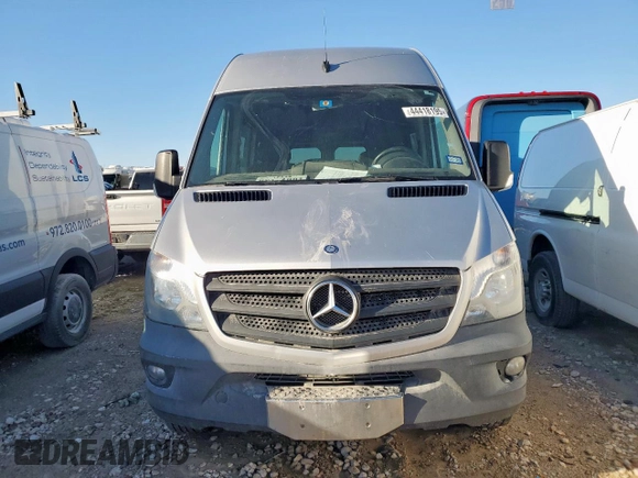 2014 Mercedes-Benz Sprinter with VIN WDZPE8DC1E5894765, listed as a Copart auction lot 44418195 with 138,738 mi miles and Salvage Title. Bid and sale history available at DreamBid. Image 5.