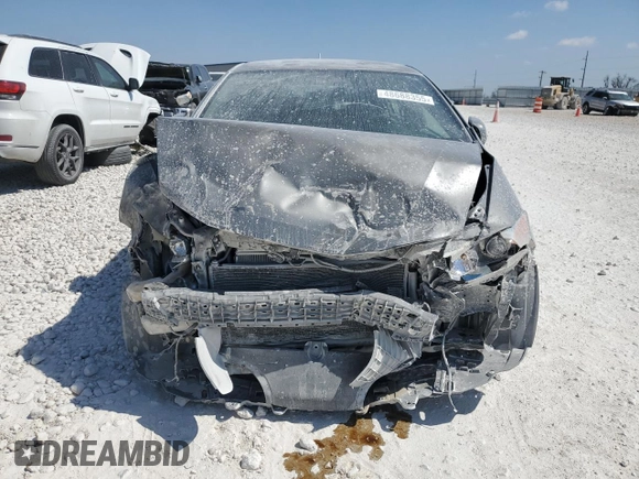 2011 Honda Insight z VIN JHMZE2H36BS005924, wystawiony jako Copart lot #48688355 z przebiegiem 137 345 mil mil oraz Szkoda całkowita • Salvage title. Historia ofert i sprzedaży dostępna na DreamBid. Obrazek 5.