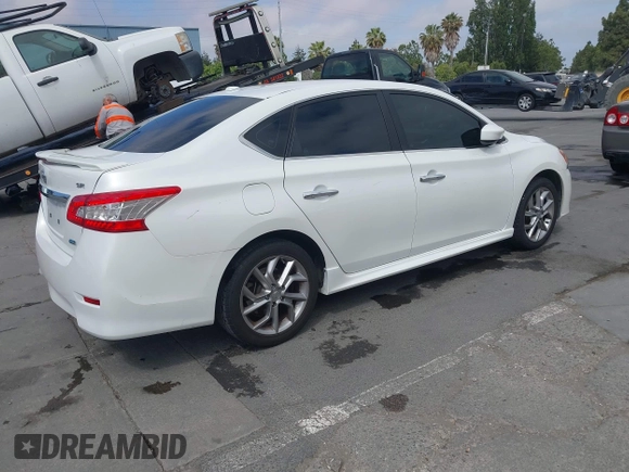 2013 Nissan Sentra SR z VIN 3N1AB7AP7DL776088, wystawiony jako IAAI lot #42484496 z przebiegiem 96 999 mil mil oraz . Historia ofert i sprzedaży dostępna na DreamBid. Obrazek 4.