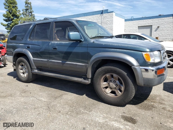 1998 Toyota 4Runner with VIN JT3GN87RXW0064773, listed as a Copart auction lot 50444025 with 251,093 mi miles and Clean Title. Bid and sale history available at carsss.com. Image 4.