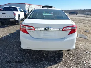 2014 Toyota Camry SE with VIN 4T1BK1FK2EU540026, listed as a IAAI auction lot 41678692 with 85,275 mi miles. Bid and sale history available at carsss.com. Image 15.