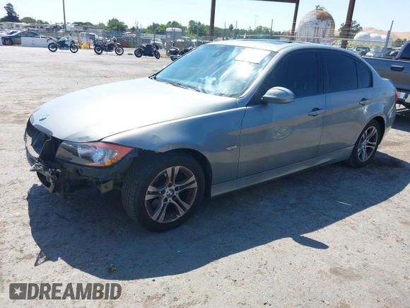 2008 BMW 3 Series 328i с VIN WBAVA375X8NL44470, выставлен на аукционе IAAI как лот 42677310 с пробегом 184 171 миль миль и . История ставок и продаж доступна на DreamBid. Изображение 2.