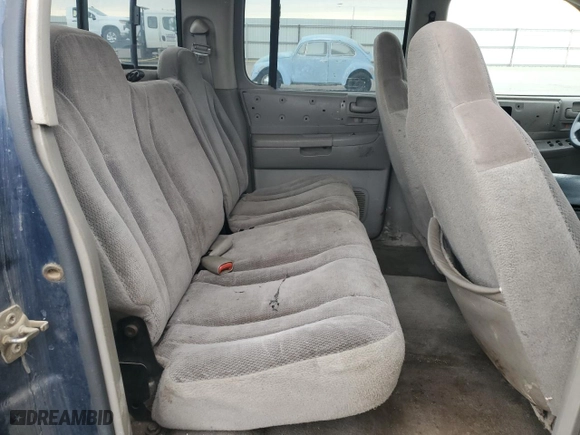 2003 Dodge Dakota SLT with VIN 1D7HG48N03S106629, listed as a Copart auction lot 84678894 with 249,003 mi miles and Salvage Title. Bid and sale history available at carsss.com. Image 10.