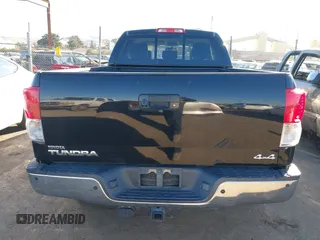 2011 Toyota Tundra 4WD Truck LTD with VIN 5TFBY5F15BX175854, listed as a IAAI auction lot 41425357 with 367,661 mi miles. Bid and sale history available at carsss.com. Image 16.