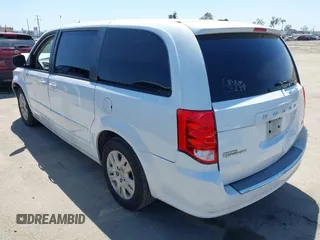 2016 Dodge Grand Caravan SE with VIN 2C4RDGBG2GR311654, listed as a IAAI auction lot 42056032 with 185,330 mi miles and . Bid and sale history available at DreamBid. Image 3.