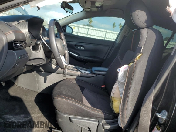 2020 Nissan Sentra SR z VIN 3N1AB8DV3LY303404, wystawiony jako Copart lot #44040395 z przebiegiem 75 029 mil mil oraz Szkoda całkowita • Salvage title. Historia ofert i sprzedaży dostępna na DreamBid. Obrazek 7.