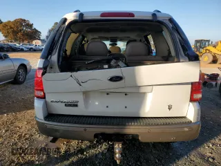 2004 Ford Explorer Eddie Bauer with VIN 1FMDU64W74UB82717, listed as a Copart auction lot 82611394 with 277,557 mi miles and Salvage title. Bid and sale history available at DreamBid. Image 6.