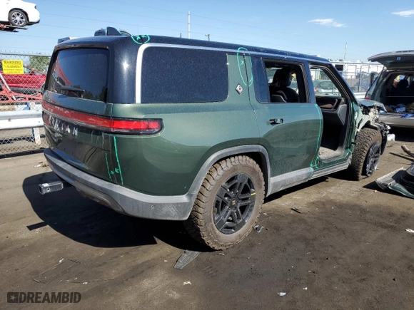 2023 Rivian R1S Launch Edition with VIN 7PDSGABL3PN000033, listed as a Copart auction lot 60131444 with 30,066 mi miles and Salvage Title. Bid and sale history available at carsss.com. Image 3.