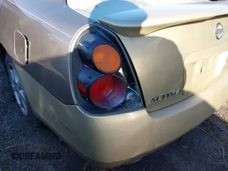 2005 Nissan Altima 2.5 z VIN 1N4AL11D45C237217, wystawiony jako IAAI lot #41582663 z przebiegiem 219 052 mil mil oraz . Historia ofert i sprzedaży dostępna na DreamBid. Obrazek 16.