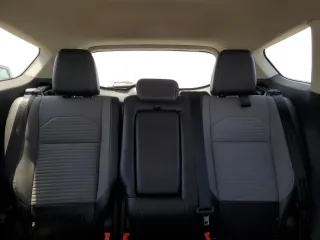 2017 Ford Escape SE z VIN 1FMCU0G92HUD20328, wystawiony jako Copart lot #55181485 z przebiegiem Nie podano mil oraz Szkoda całkowita • Salvage title. Historia ofert i sprzedaży dostępna na DreamBid. Obrazek 10.