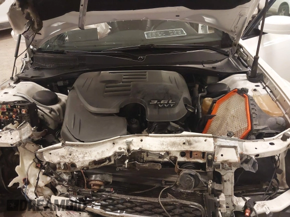 2017 Chrysler 300 S with VIN 2C3CCAGG0HH631534, listed as a IAAI auction lot 41502322 with 100,277 mi miles and . Bid and sale history available at DreamBid. Image 10.