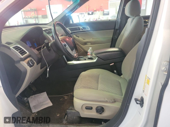 2014 Ford Explorer XLT with VIN 1FM5K7D8XEGA33820, listed as a IAAI auction lot 42734087 with 146,730 mi miles and . Bid and sale history available at DreamBid. Image 9.
