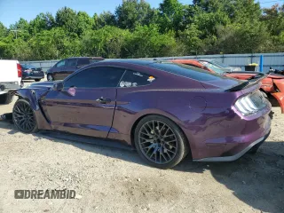 2019 Ford Mustang GT z VIN 1FA6P8CF8K5121018, wystawiony jako Copart lot #56198115 z przebiegiem 59 982 mil mil oraz Szkody całkowita. Historia ofert i sprzedaży dostępna na DreamBid. Obrazek 2.