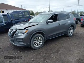 2018 Nissan Rogue SV z VIN KNMAT2MV4JP617844, wystawiony jako IAAI lot #42142365 z przebiegiem 54 001 mil mil oraz . Historia ofert i sprzedaży dostępna na DreamBid. Obrazek 17.
