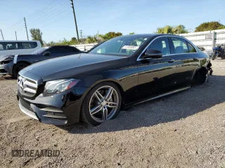 2017 Mercedes-Benz E-Class E 300 Luxury with VIN WDDZF4JB4HA192886, listed as a Copart auction lot 41983083 with 43,815 mi miles. Bid and sale history available at carsss.com. Image 1.
