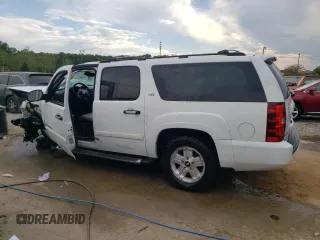2008 Chevrolet Suburban LTZ with VIN 3GNFK16378G269056, listed as a Copart auction lot 69138044 with 329,083 mi miles and Non Repairable. Bid and sale history available at carsss.com. Image 2.