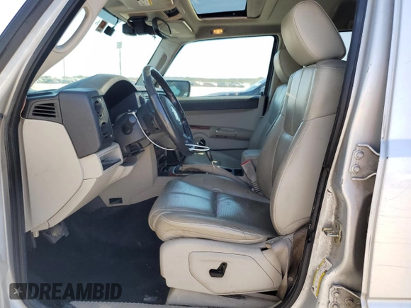 2006 Jeep Commander Limited z VIN 1J8HH58N46C125639, wystawiony jako Copart lot #74521154 z przebiegiem 276 411 mil mil oraz Szkoda całkowita • Salvage title. Historia ofert i sprzedaży dostępna na DreamBid. Obrazek 7.