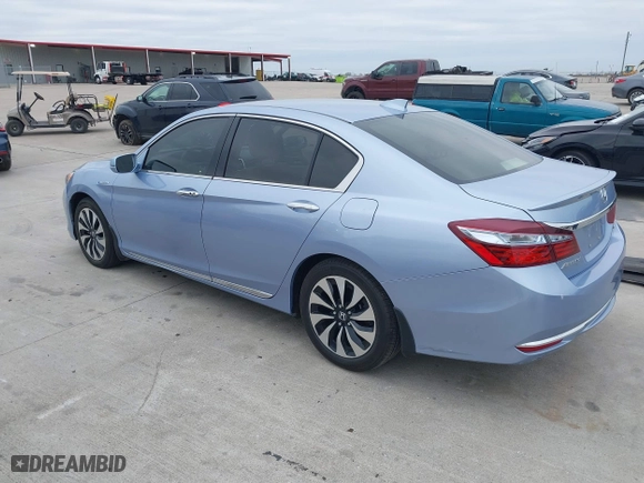 2017 Honda Accord Hybrid with VIN JHMCR6F32HC010979, listed as a IAAI auction lot 41359613 with 29,823 mi miles. Bid and sale history available at carsss.com. Image 3.