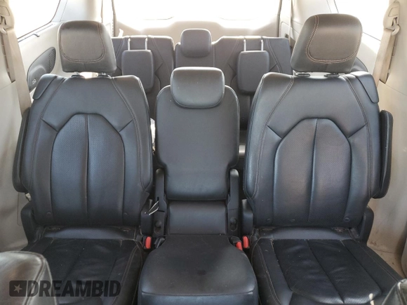2017 Chrysler Pacifica Touring L Plus with VIN 2C4RC1EG7HR622932, listed as a Copart auction lot 56323635 with 140,008 mi miles and Clean Title. Bid and sale history available at DreamBid. Image 10.