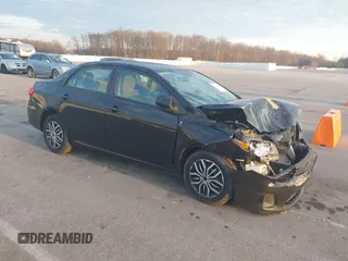 2011 Toyota Corolla L with VIN 2T1BU4EE5BC728852, listed as a IAAI auction lot 41888572 with 1 mi miles. Bid and sale history available at carsss.com. Image 1.