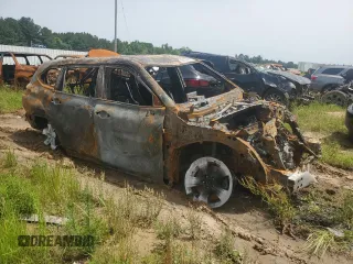 2020 Toyota Highlander LE with VIN 5TDZZRAH6LS018347, listed as a Copart auction lot 56319075 with Not provided miles and Salvage title. Bid and sale history available at DreamBid. Image 4.