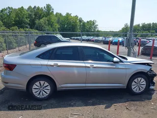 2019 Volkswagen Jetta S с VIN 3VWCB7BU5KM238861, выставлен на аукционе IAAI как лот 42417868 с пробегом 56 268 миль миль и . История ставок и продаж доступна на DreamBid. Изображение 14.
