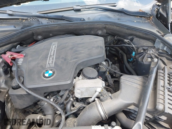 2014 BMW 5 Series 528i xDrive z VIN WBA5A7C55ED619855, wystawiony jako IAAI lot #42398223 z przebiegiem Nie podano mil oraz . Historia ofert i sprzedaży dostępna na DreamBid. Obrazek 10.