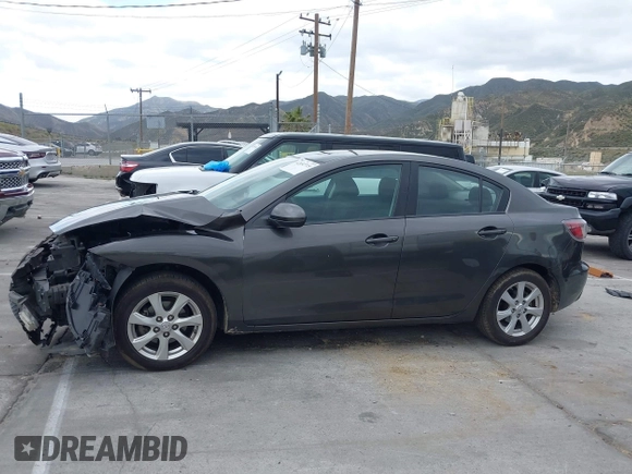 2010 Mazda Mazda3 i Touring with VIN JM1BL1SG2A1206352, listed as a IAAI auction lot 42052715 with 1 mi miles. Bid and sale history available at carsss.com. Image 13.