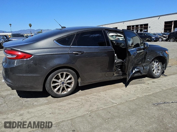 2017 Ford Fusion SE with VIN 3FA6P0HD8HR275212, listed as a Copart auction lot 62117145 with 115,030 mi miles and Clean title. Bid and sale history available at DreamBid. Image 3.