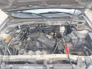 2006 Ford Escape XLT with VIN 1FMCU93186KD02820, listed as a IAAI auction lot 42434306 with 204,152 mi miles and . Bid and sale history available at DreamBid. Image 10.