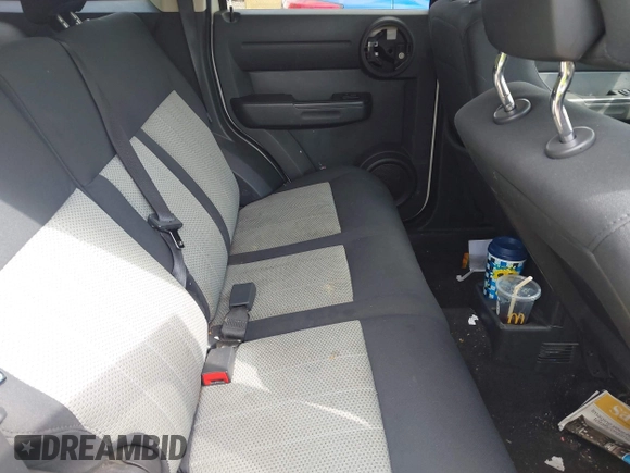 2007 Dodge Nitro SXT z VIN 1D8GU28K87W652037, wystawiony jako IAAI lot #42172950 z przebiegiem 172 487 mil mil oraz . Historia ofert i sprzedaży dostępna na DreamBid. Obrazek 8.