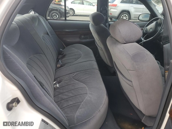 1998 Mercury Grand Marquis GS with VIN 2MEFM74W1WX690968, listed as a Copart auction lot 82848984 with 105,178 mi miles and Salvage Title. Bid and sale history available at carsss.com. Image 10.