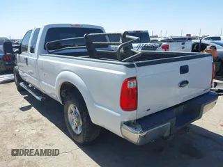 2016 Ford Super Duty F-250 SRW XLT with VIN 1FT7X2A62GED29921, listed as a IAAI auction lot 41725044 with 238,940 mi miles. Bid and sale history available at carsss.com. Image 3.