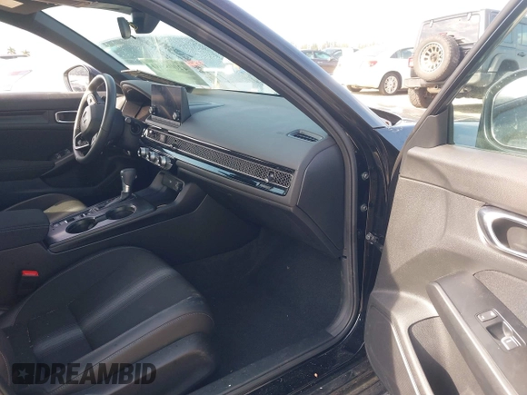 2024 Honda Civic Sport z VIN 2HGFE2F52RH596586, wystawiony jako IAAI lot #42008964 z przebiegiem 7 831 mil mil oraz . Historia ofert i sprzedaży dostępna na DreamBid. Obrazek 5.
