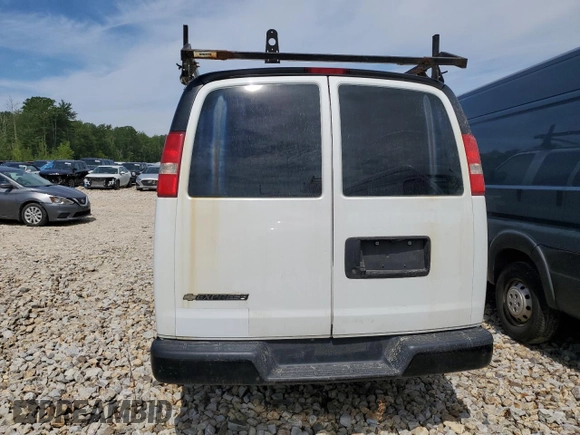 2018 Chevrolet Express Cargo with VIN 1GCWGAFP1J1285139, listed as a Copart auction lot 58856925 with 134,754 mi miles and Clean title. Bid and sale history available at DreamBid. Image 6.