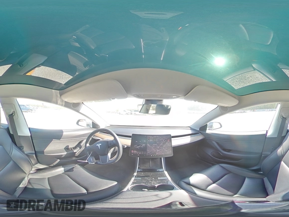 2019 Tesla Model 3 Mid Range z VIN 5YJ3E1EA7KF397524, wystawiony jako Copart lot #52696585 z przebiegiem 82 995 mil mil oraz Szkoda całkowita • Salvage title. Historia ofert i sprzedaży dostępna na DreamBid. Obrazek 13.