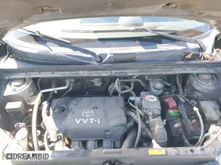 2005 Scion xB with VIN JTLKT334550178997, listed as a IAAI auction lot 41989189 with 163,834 mi miles. Bid and sale history available at carsss.com. Image 10.