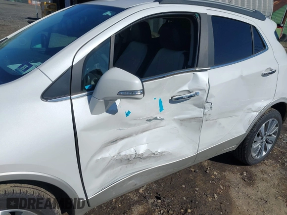 2019 Buick Encore Preferred with VIN KL4CJESB5KB808142, listed as a IAAI auction lot 41995776 with 51,940 mi miles. Bid and sale history available at carsss.com. Image 6.
