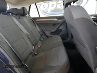 2018 Volkswagen Golf S z VIN 3VWG17AU9JM282205, wystawiony jako Copart lot #53161485 z przebiegiem 51 449 mil mil oraz Szkoda całkowita • Salvage title. Historia ofert i sprzedaży dostępna na DreamBid. Obrazek 10.